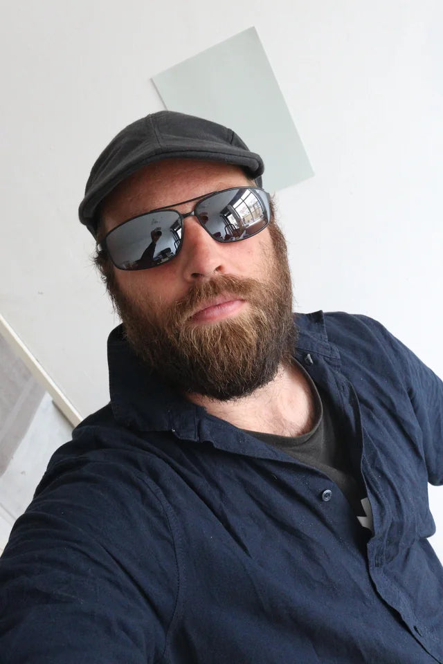 files/male_self_5.webp